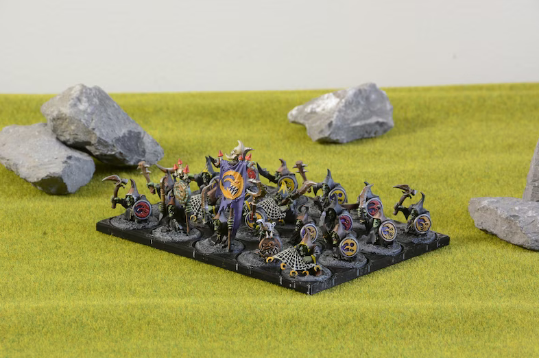 WARHAMMER | Round/oval to square movement tray
