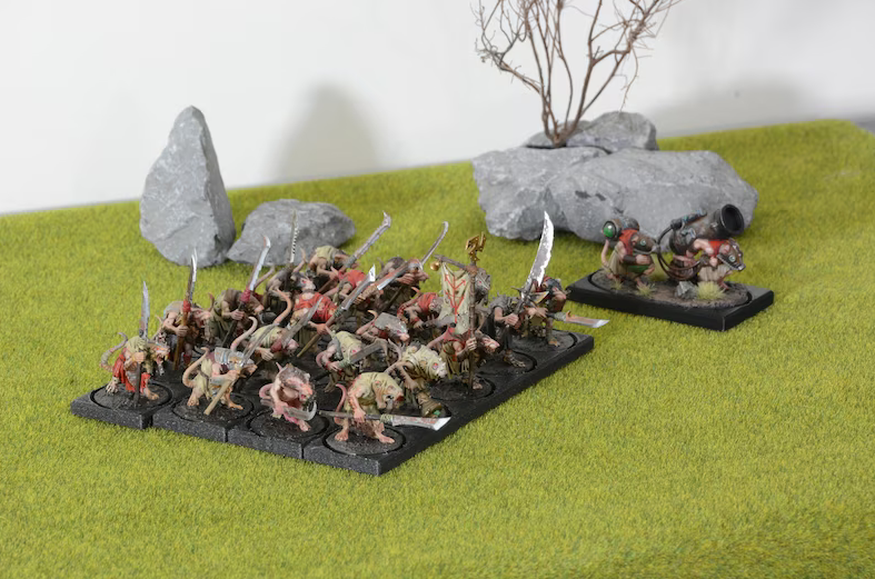 WARHAMMER | Round/oval to square movement tray
