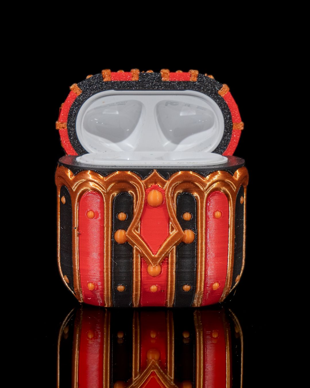 Big Top | Airpods cover