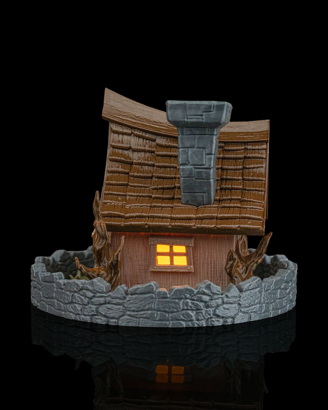 Ghost Manor | Tafel Lamp & Backflow Incense holder