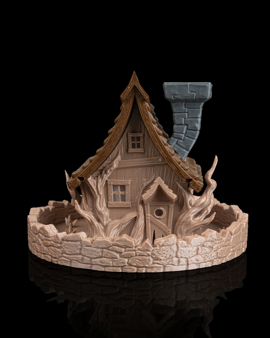Ghost Manor | Tafel Lamp & Backflow Incense holder