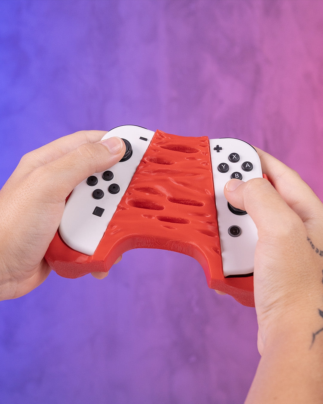 Chew It! | Nintendo Switch Console-, en Controllerhouder